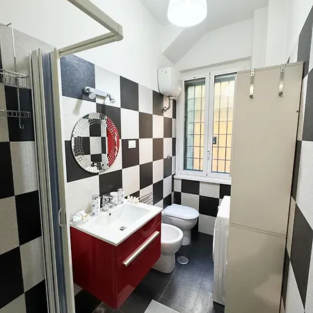 Metro B - Crimson Chic Eleganza Romana Апартаменты Рим